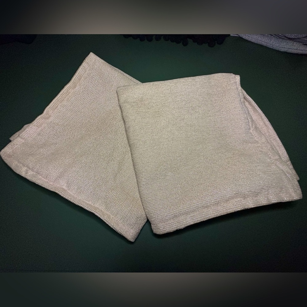 Set of 2 pink pillow covers 18x18